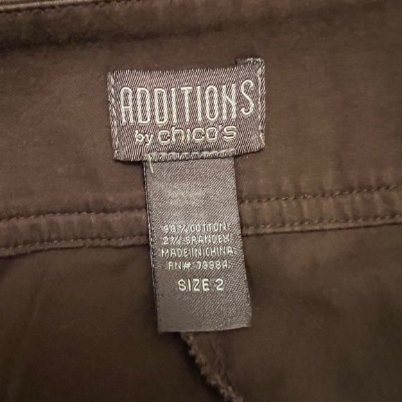 Additions By Chicos Preloved Chocolate Brown Capris, Chicos Size 2 - Picture 4 of 5